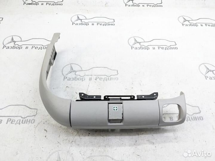 Вещевой отсек w220 S-class 113.966 19.05.2005