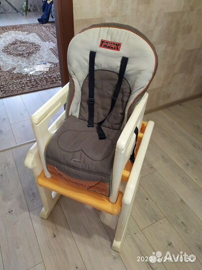 Стул для кормления