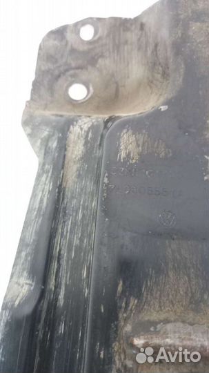 Кранштейн радиатора Volkswagen Toureg 1