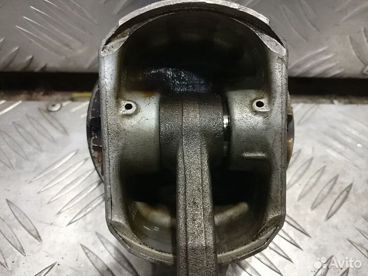 Шатун с поршнем ASX (10) /Lancer 10 (07) /Outlande