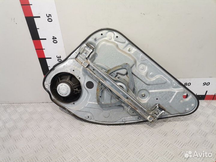 Стеклоподъемник Ford Focus 2 2008 1738644