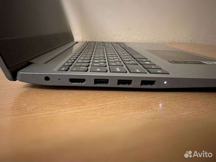 Продам ноутбук Lenovo