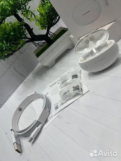 Беспроводные наушники huawei FreeBuds 4i