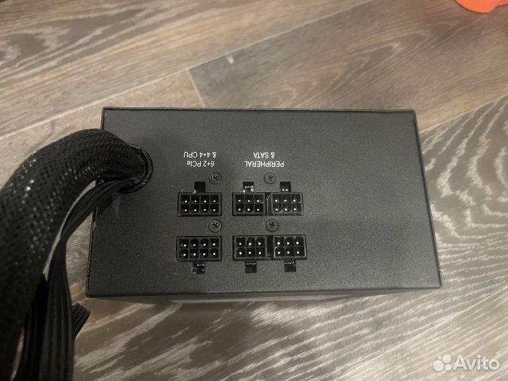 Блок питания Corsair TX750M 80Pluse