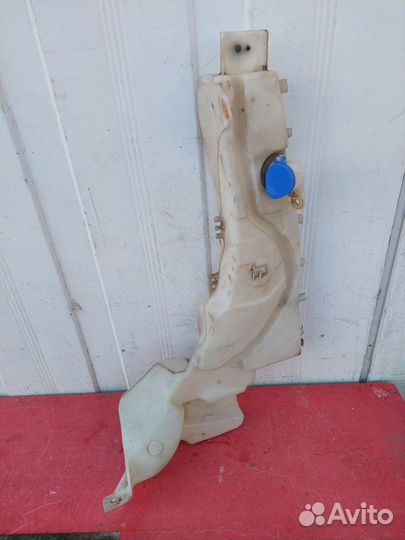 Бачок стеклоомывателя Ford Focus 2