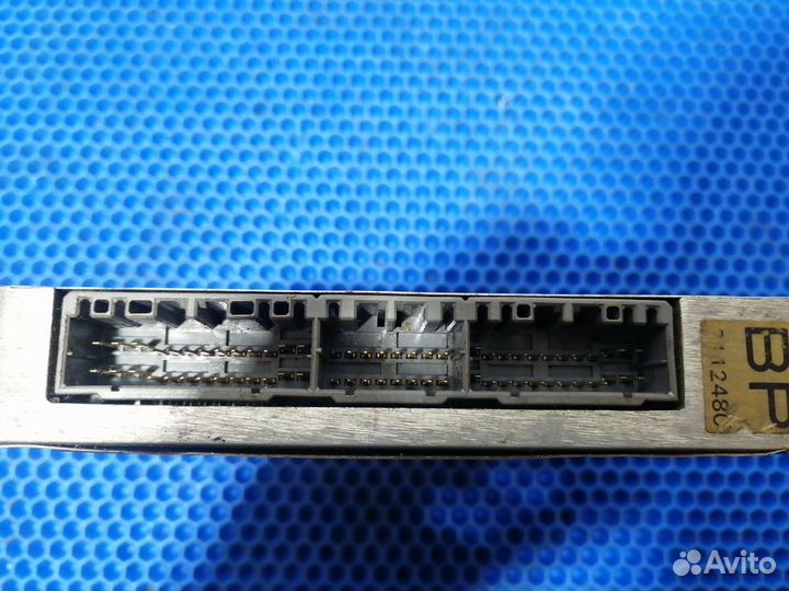 Блок управления Toyota Caldina