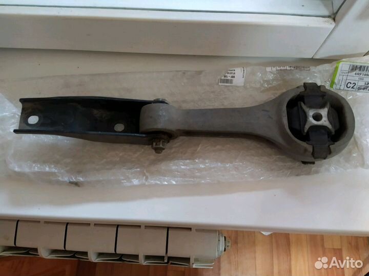 Подушка двигателя vw polo