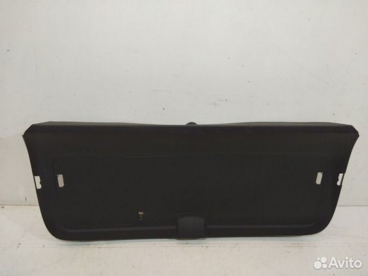Обшивка крышки багажника задняя Skoda Kodiaq 1