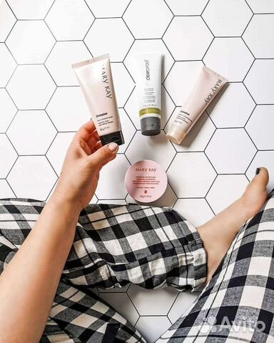 Маски, лосьон, сыворотки, мицелярка Mary Kay