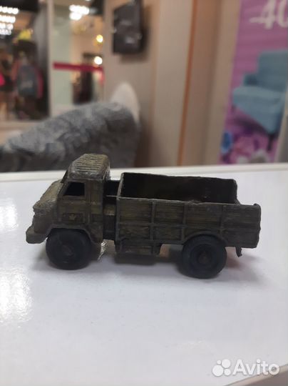 Игрушка машинка железная СССР