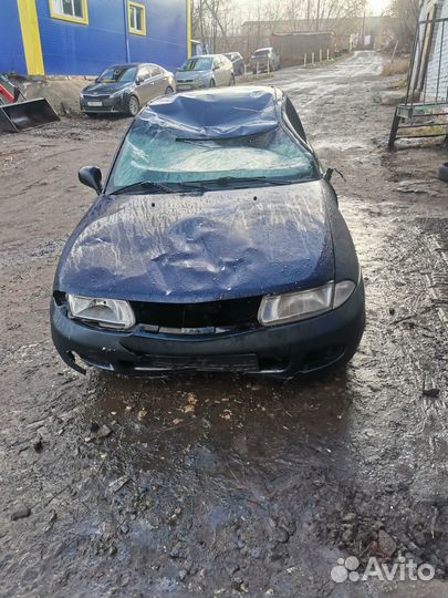 Митсубиси Каризма Mitsubishi Carisma в разборе