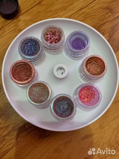 Рассыпчатые пигменты Tammy Tanuka и с WB