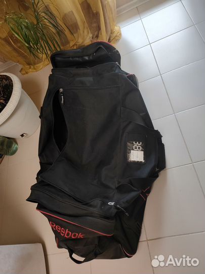 Хоккейный баул на колесах взрослый