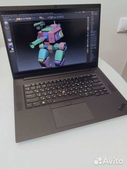 Lenovo Thinkpad P1 gen.5: i7 12800H, 3070Ti, 2.5K