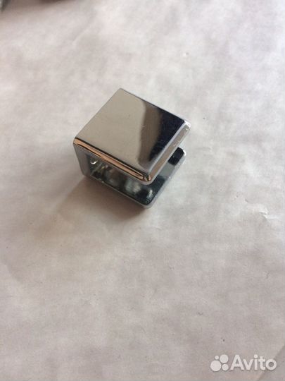 Кронштейн к стене хром полированный