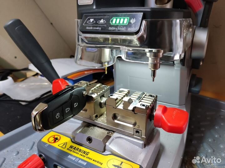 Автомобильный ключ Cadillac с программированием