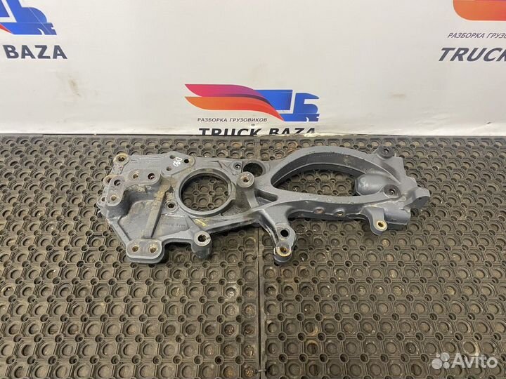 Кронштейн буксировочный левый Daf XF106