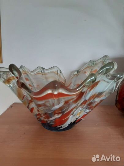 Ваза для фруктов цветное стекло