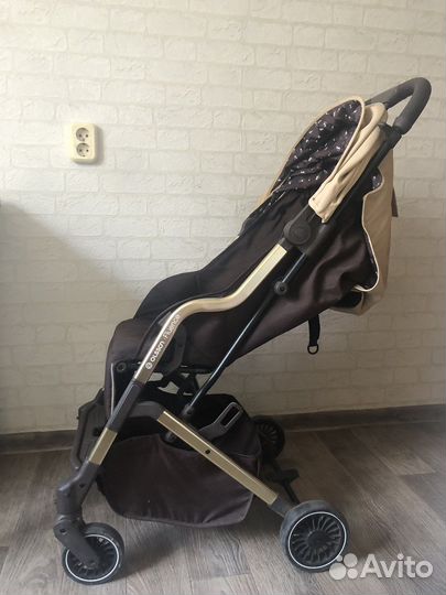 Коляска прогулочная Olsson