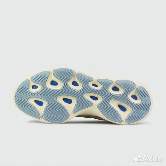 Кроссовки Adidas Yeezy Boost 700 v3 Azael