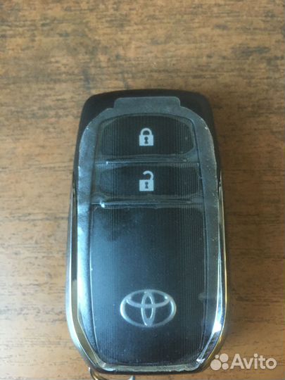 Смартключ Хайлюкс B3U2K2P