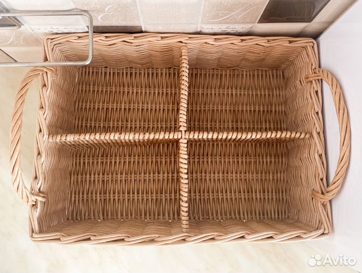 Корзина прямоугольная с ручкой