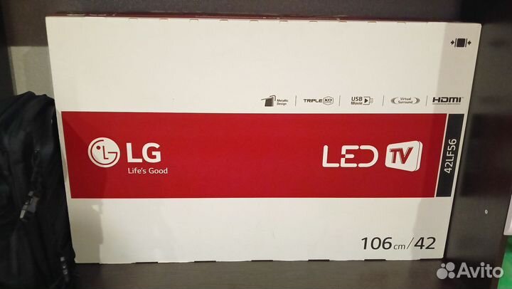 Телевизор LG 42LF560V