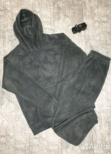 Спортивный костюм Nike на флисе