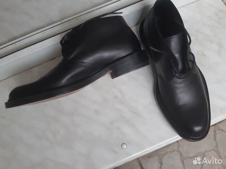 Мужские ботинки