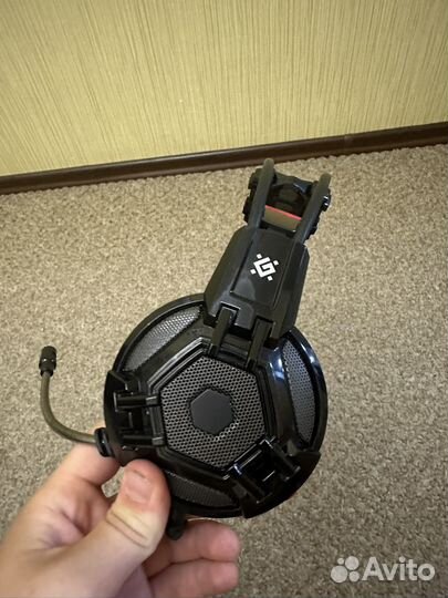 Игровые наушники