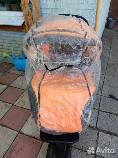 Прогулочная коляска лето/зима