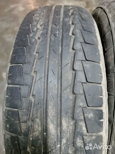 Kumho Road Venture ST KL11 225/75 R16