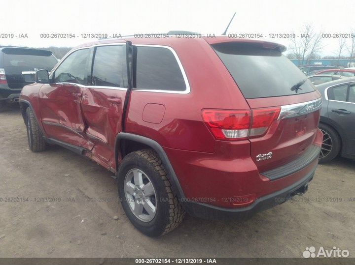 Панель приборов (торпедо) jeep grand cherokee WK2