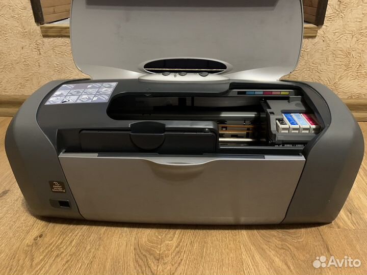 Струйный принтер Epson Stylus Photo 220
