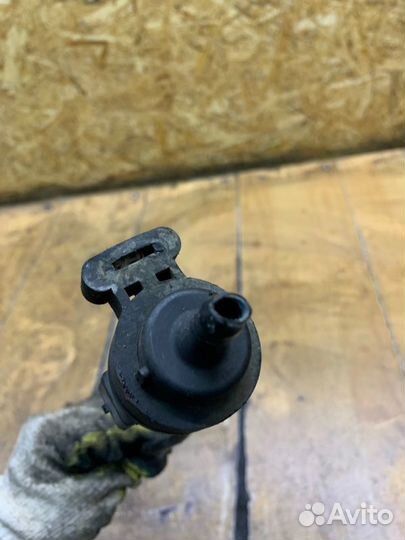 Клапан вентиляции картерных газов Ford Focus 2