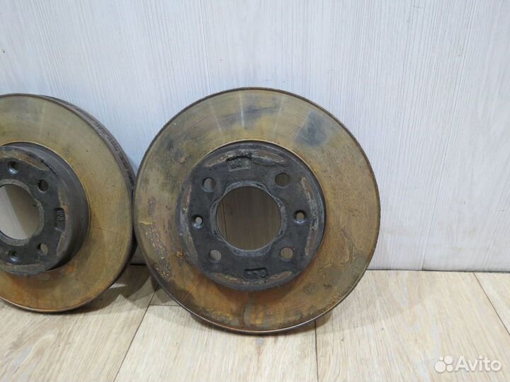 Диск тормозной передний Kia Rio 3