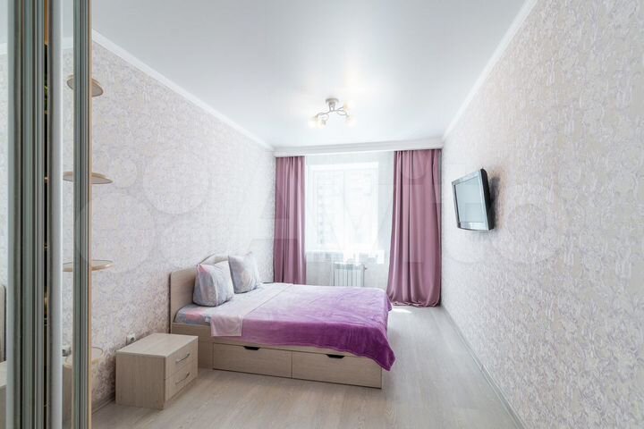 2-к. квартира, 63 м², 3/14 эт.