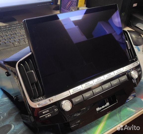 Магнитола для Toyota Land Cruiser 200 2007-2015