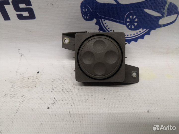 Кнопка управления сиденьем передняя Audi A6