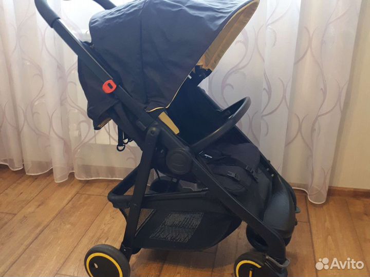 Коляска Graco Blox