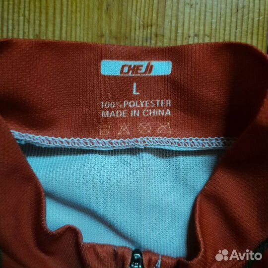 Веломайка и велошорты на мальчика, примерно 10 лет