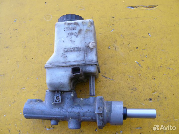 Главный тормозной цилиндр для Citroen C5 2002г