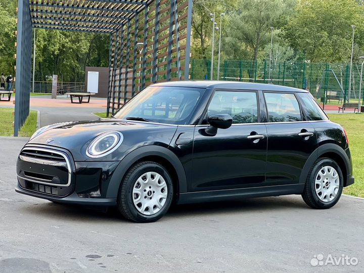 MINI One 1.5 AMT, 2023, 99 км