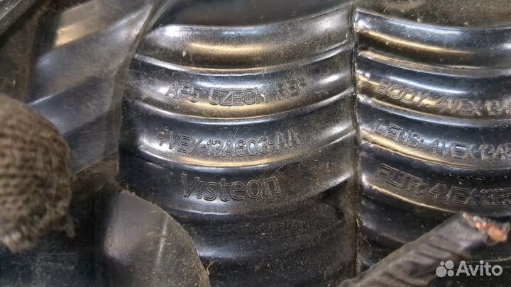 Фонарь (задний) левый Volkswagen Caddy