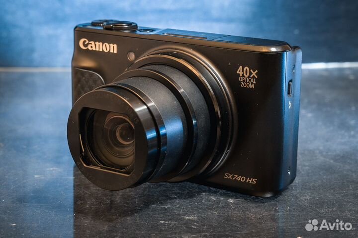 Canon powershot SX740HS