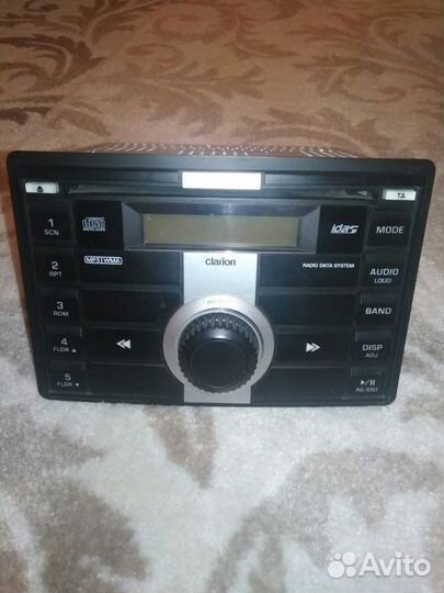 Автомагнитолла Clarion