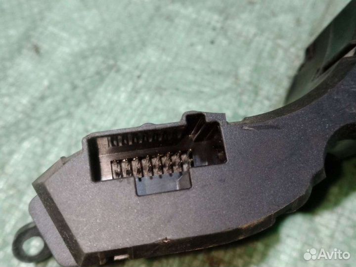 Блок кнопок Ford Focus 1 седан 2.0I splitport 1999