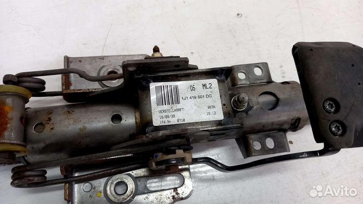 Рулевая колонка в сборе Volkswagen Golf 4 1999