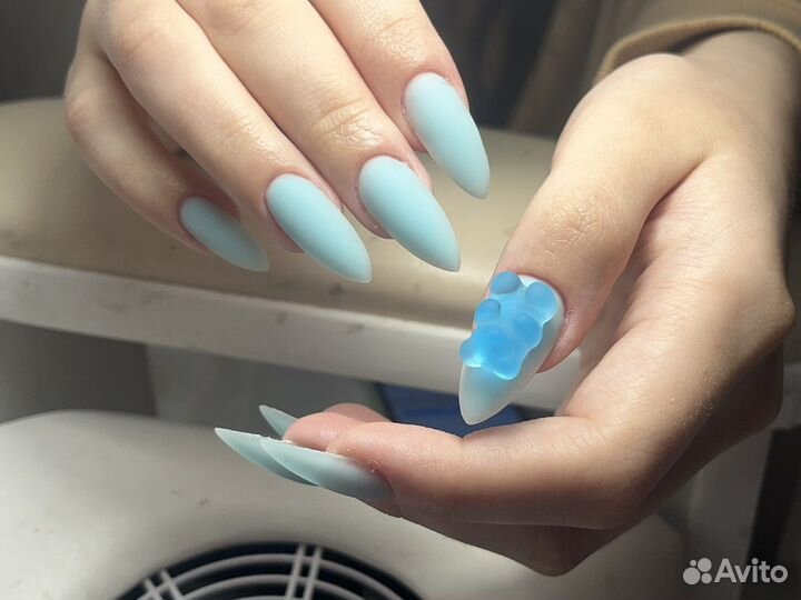 Наращивание ногтей