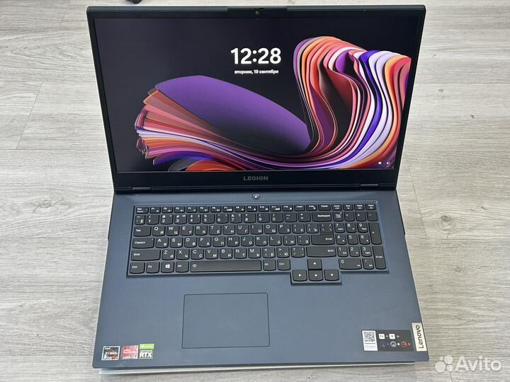 Lenovo legion 5 5600H RTX 3070, 17дюймов, 3.3GHz